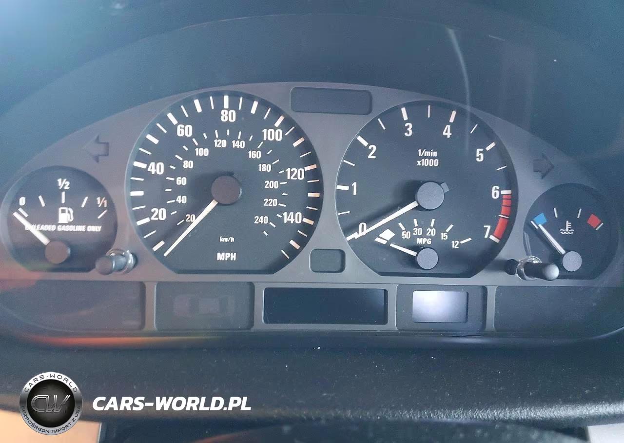 2002 BMW 325 I VIN:WBAEV33482KL74027 - 9