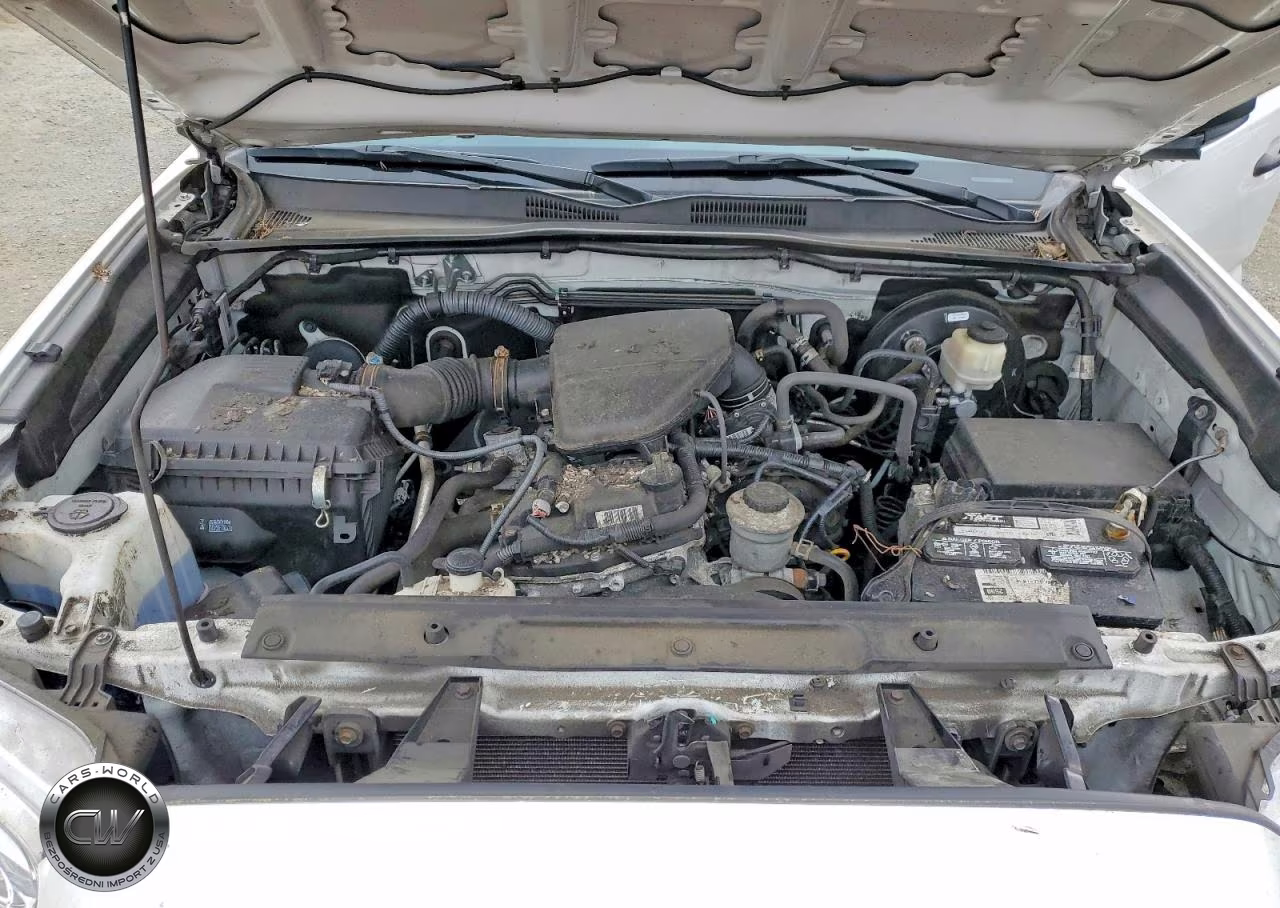 2017 Toyota Tacoma Sr VIN:5TFRX5GN0HX093235 - 11