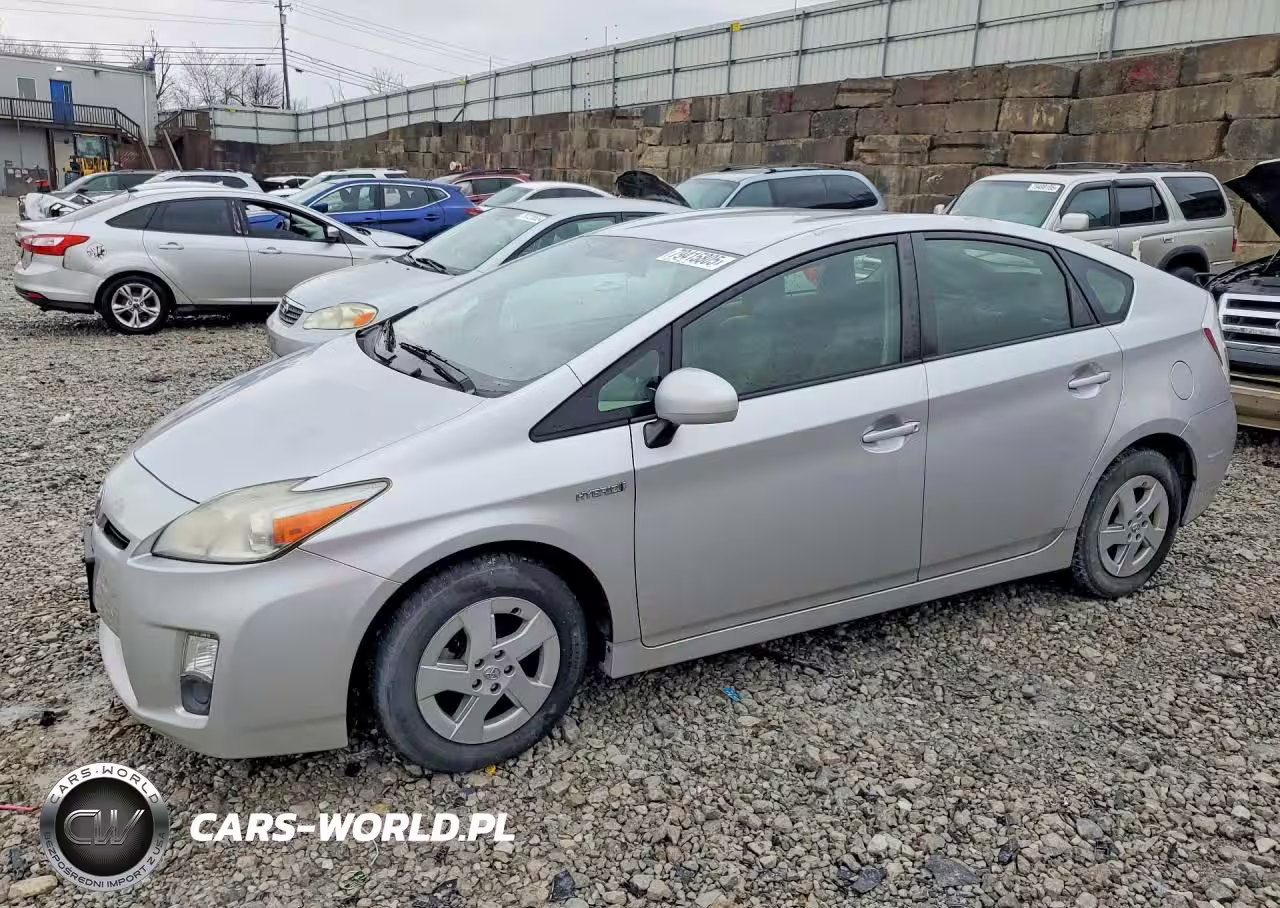 2011 Toyota Prius Three