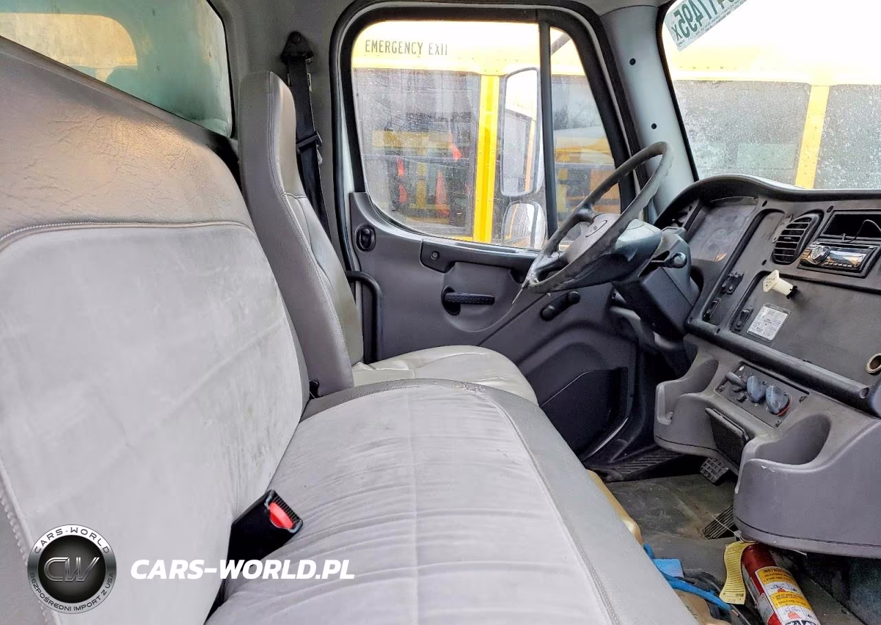 2007 Frht - Freightliner Chassis VIN:1FVACWCS97HY94950 - 8