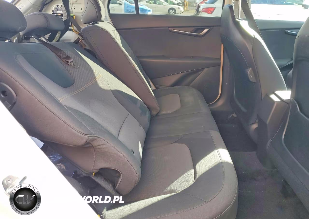 2025 Kia Niro Lx VIN:KNDCP3LE0S5257070 - 10