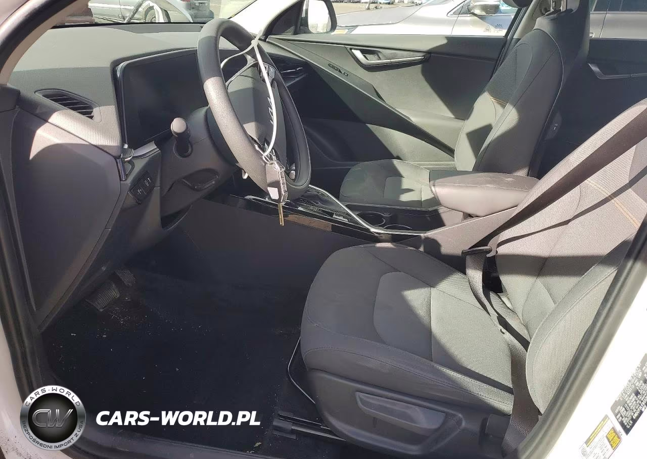 2025 Kia Niro Lx VIN:KNDCP3LE0S5257070 - 7
