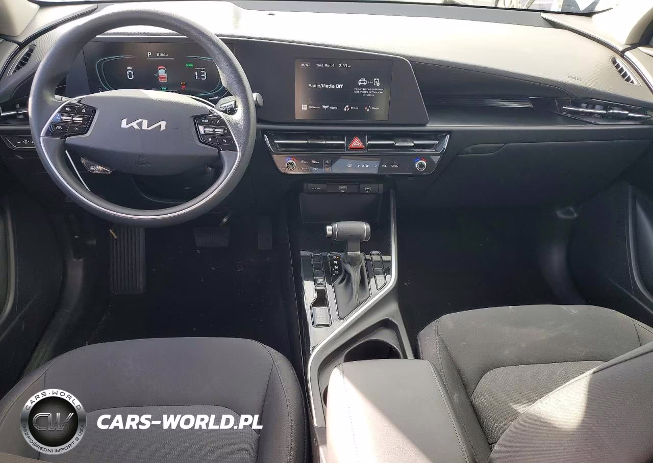 2025 Kia Niro Lx VIN:KNDCP3LE0S5257070 - 8