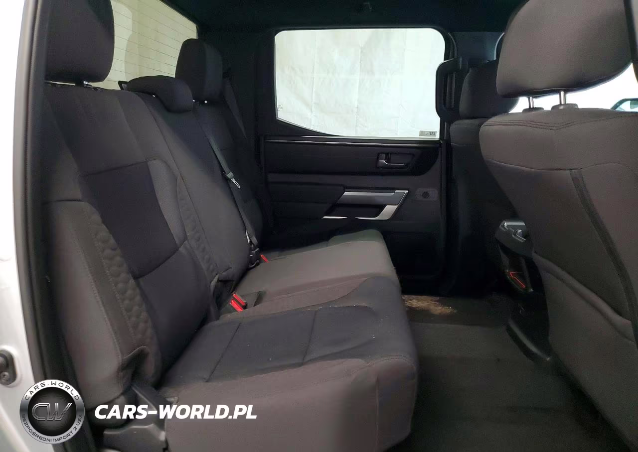 2026 Toyota Tundra Sr5 VIN:5TFLA5DB1TX366130 - 10