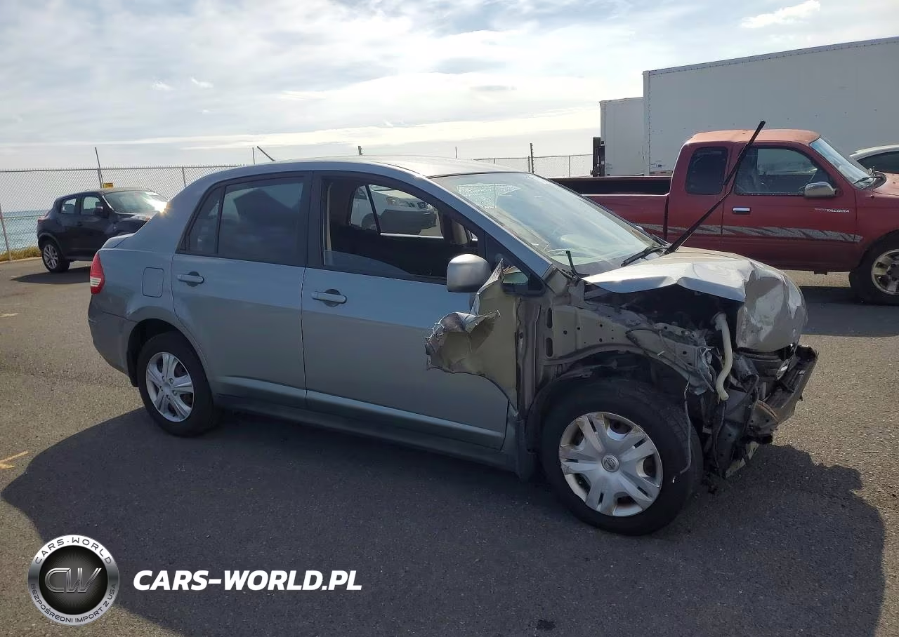 2010 Nissan Versa 1.8 S VIN:3N1BC1AP8AL401448 - 4