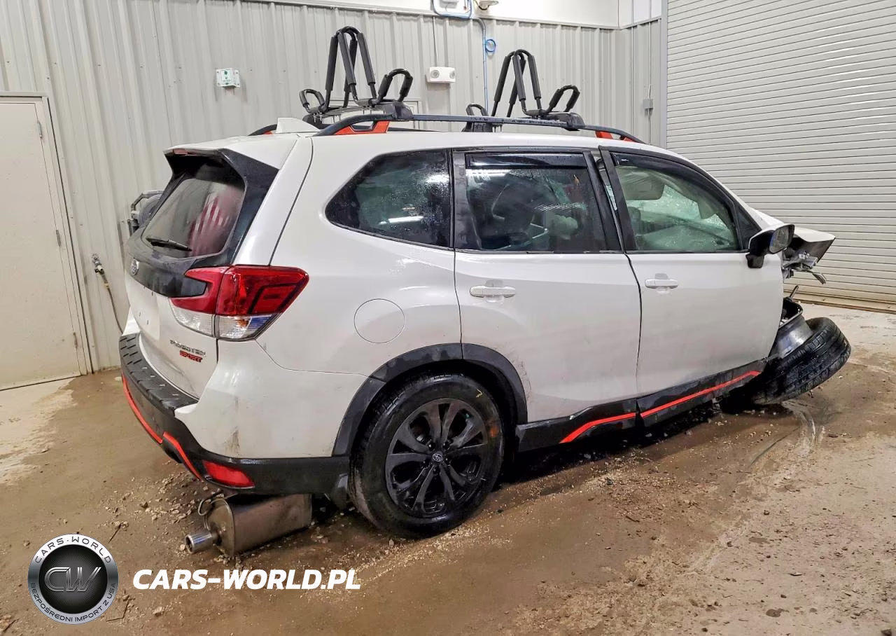 2020 Subaru Forester Sport VIN:JF2SKALC5LH444870 - 3