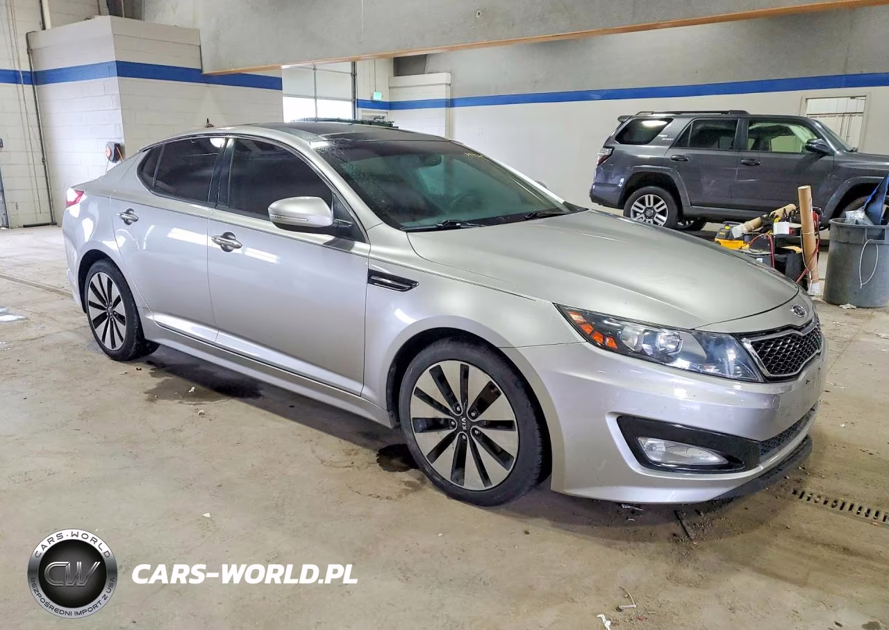 2011 Kia Optima Sx Turbo VIN:KNAGR4A66B5150969 - 4