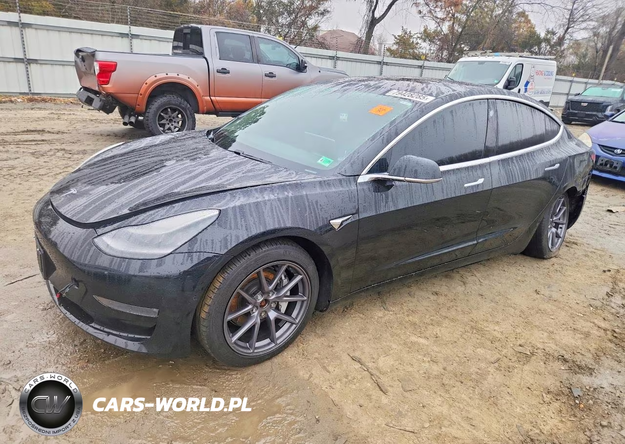 2019 Tesla Model 3 – zdjęcie 1 z 12