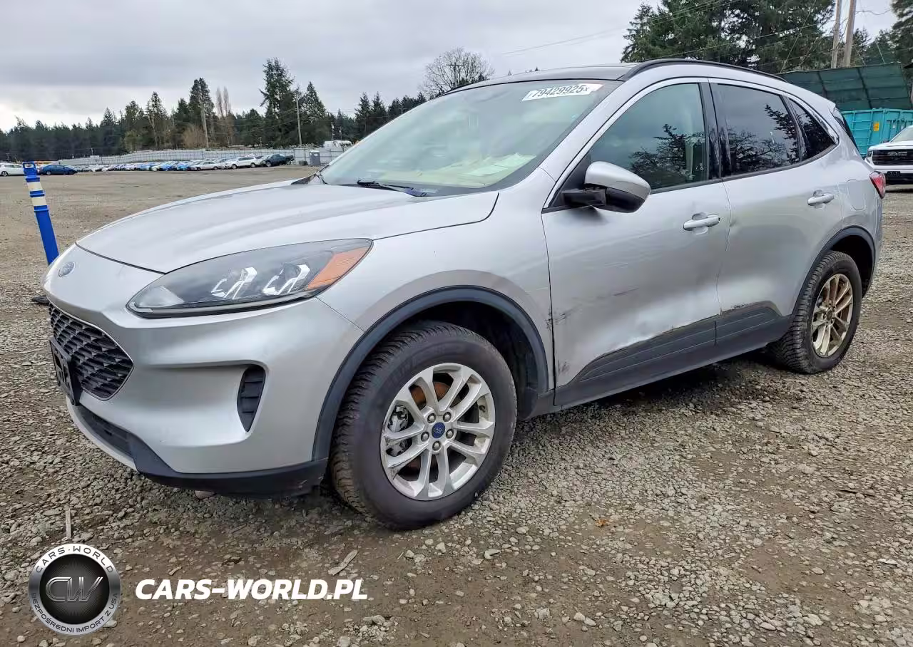 2020 Ford Escape Se