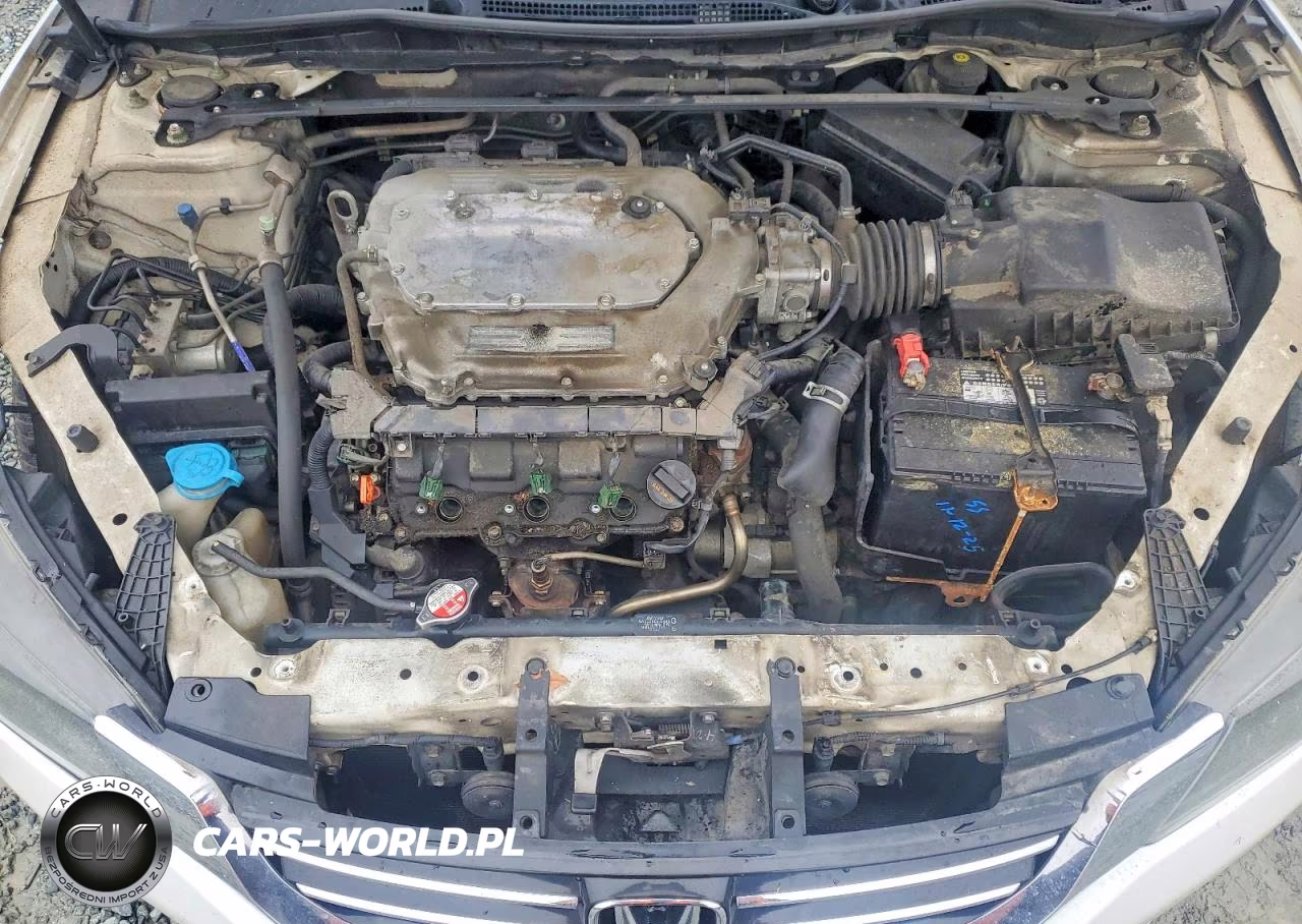 2015 Honda Accord Touring VIN:1HGCR3F91FA006047 - 11