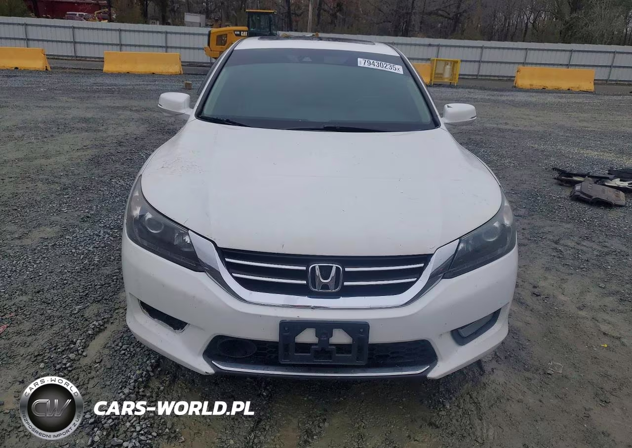 2015 Honda Accord Touring VIN:1HGCR3F91FA006047 - 5