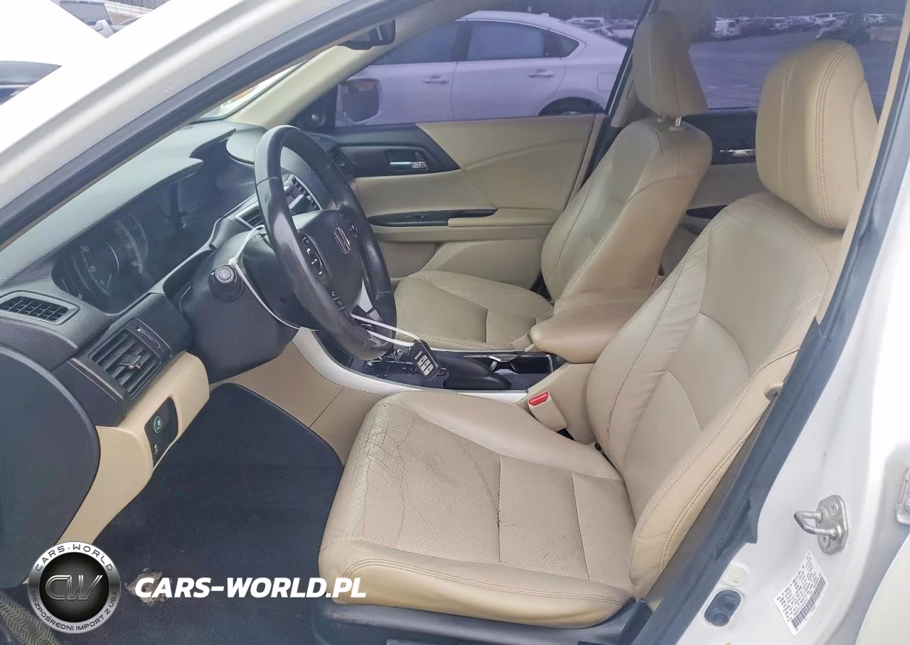 2015 Honda Accord Touring VIN:1HGCR3F91FA006047 - 7