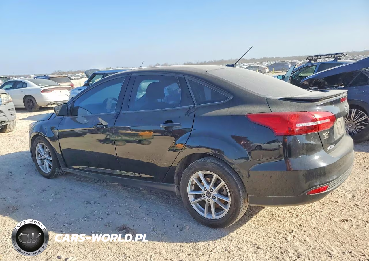 2018 Ford Focus Se VIN:1FADP3FE6JL311360 - 2