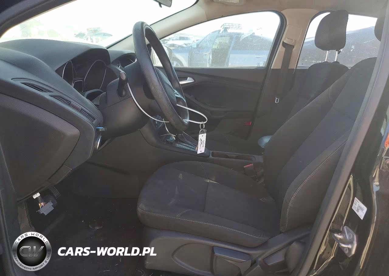 2018 Ford Focus Se VIN:1FADP3FE6JL311360 - 7