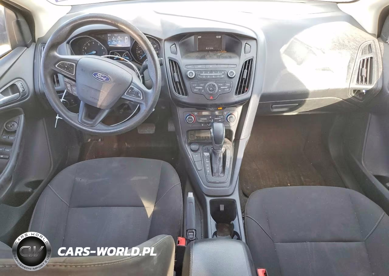 2018 Ford Focus Se VIN:1FADP3FE6JL311360 - 8