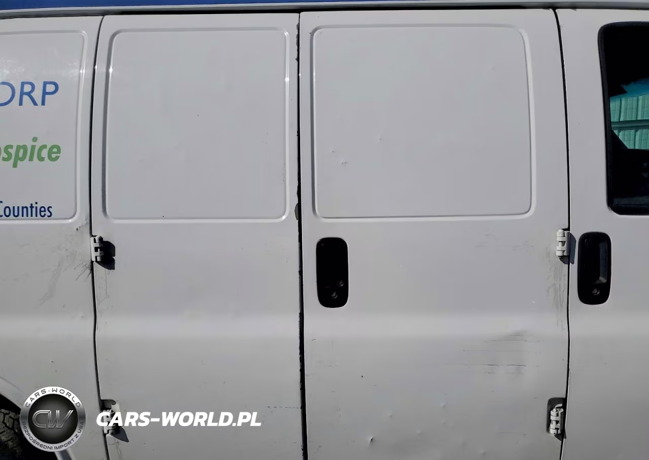 2014 Chevrolet Express G1500 Utility - Service Van VIN:1GCSGAFX7E1104050 - 11