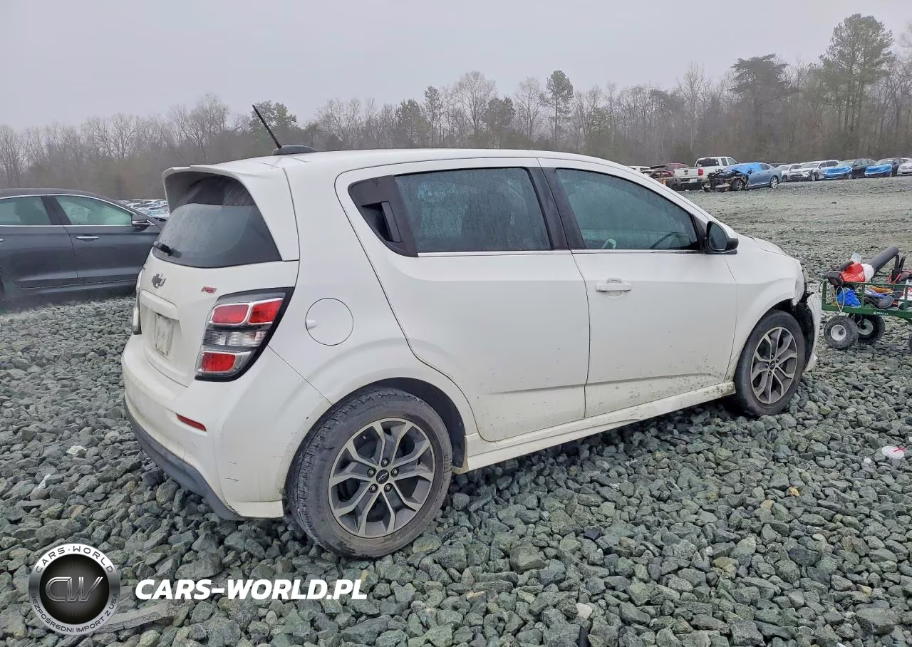 2019 Chev Sonic Lt VIN:1G1JD6SB4K4149770 - 3