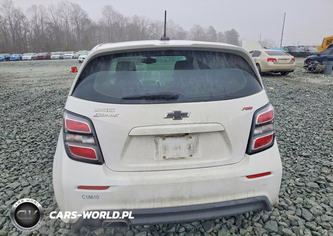 2019 Chev Sonic Lt VIN:1G1JD6SB4K4149770 - 6