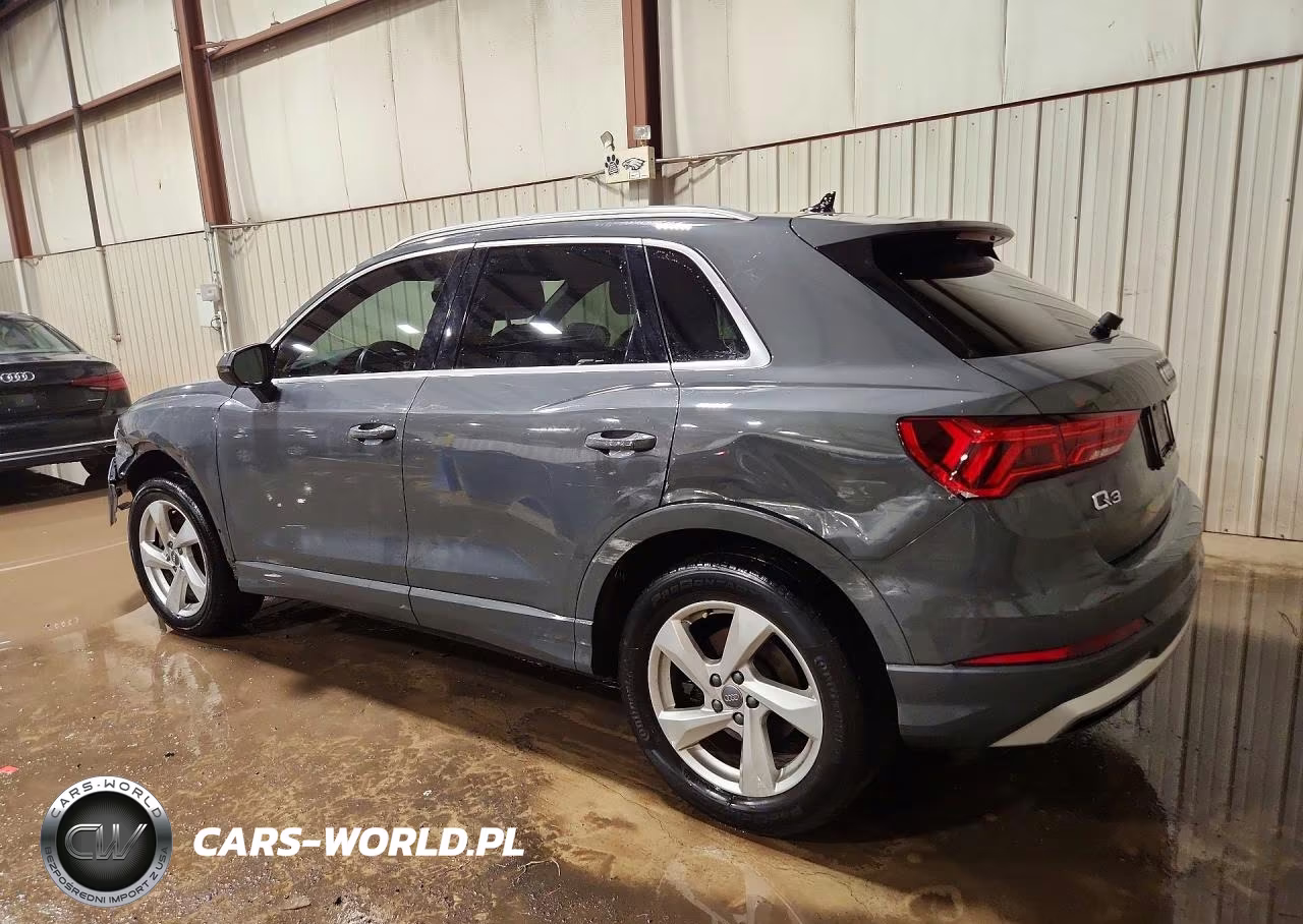 2020 Audi Q3 Premium VIN:WA1AECF32L1088423 - 2