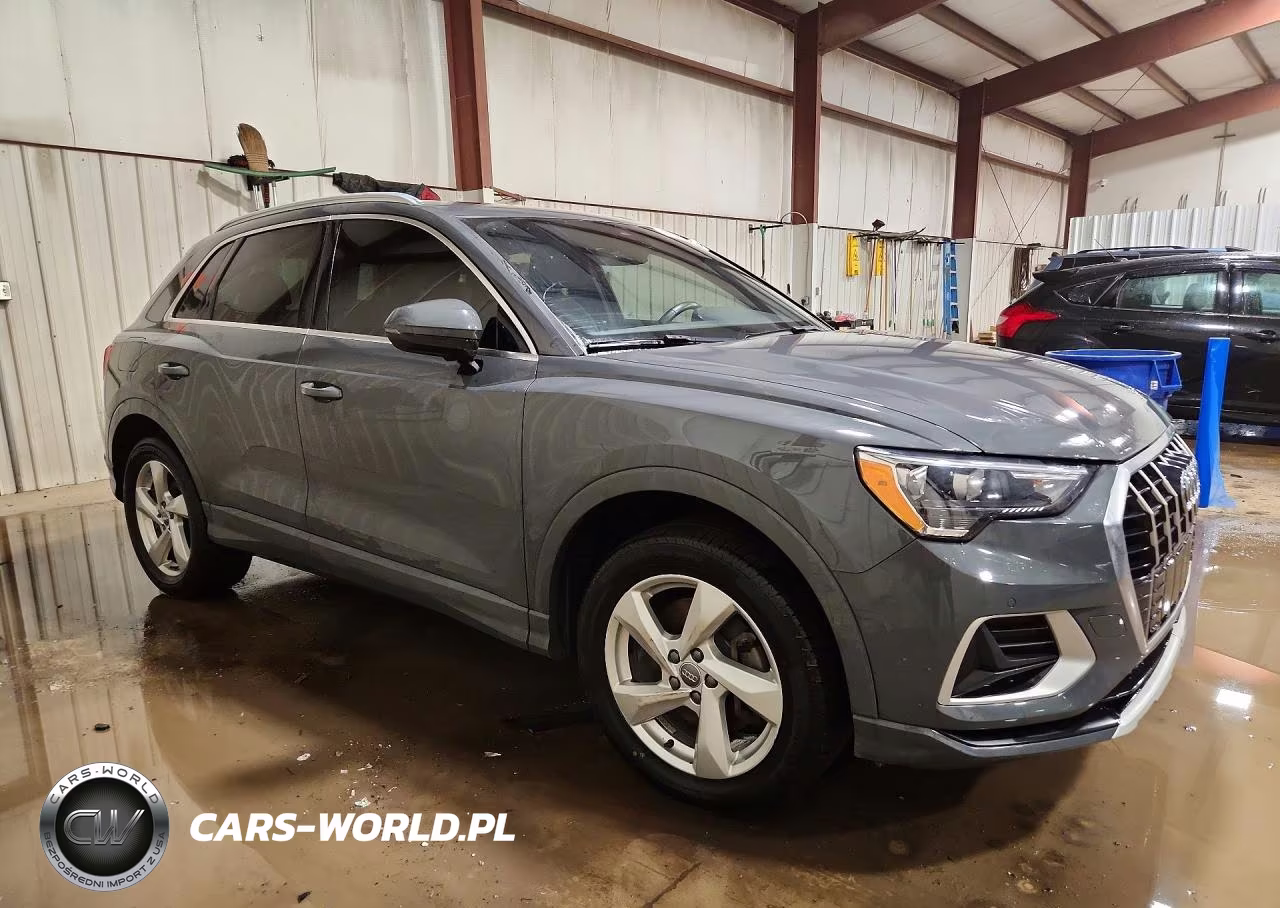 2020 Audi Q3 Premium VIN:WA1AECF32L1088423 - 4