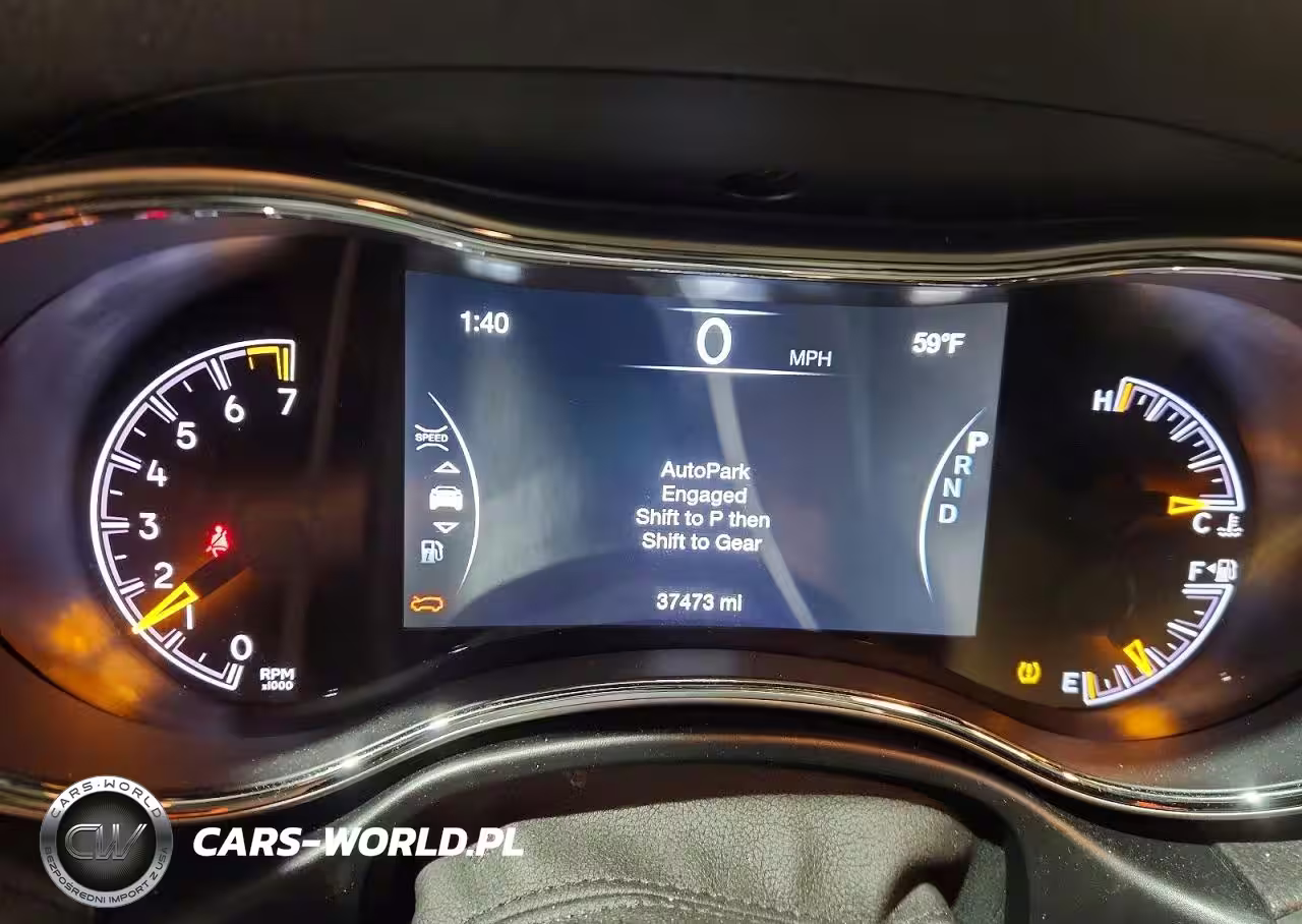 2019 Jeep Grand Cherokee Laredo VIN:1C4RJFAGXKC729983 - 9