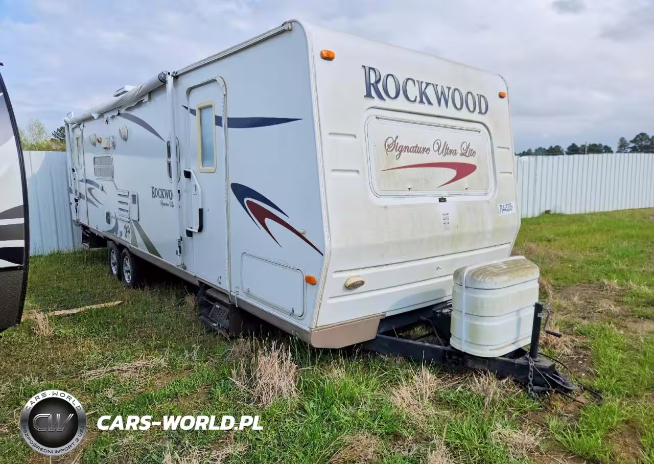 2007 Forest River Rockwood Camper