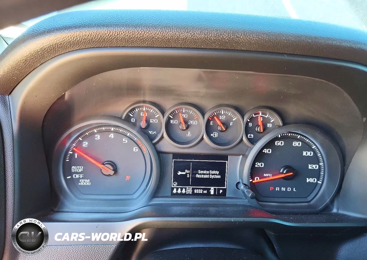 2025 Chevrolet Silverado K1500 Trail Boss Custom VIN:3GCUKCED2SG376271 - 9