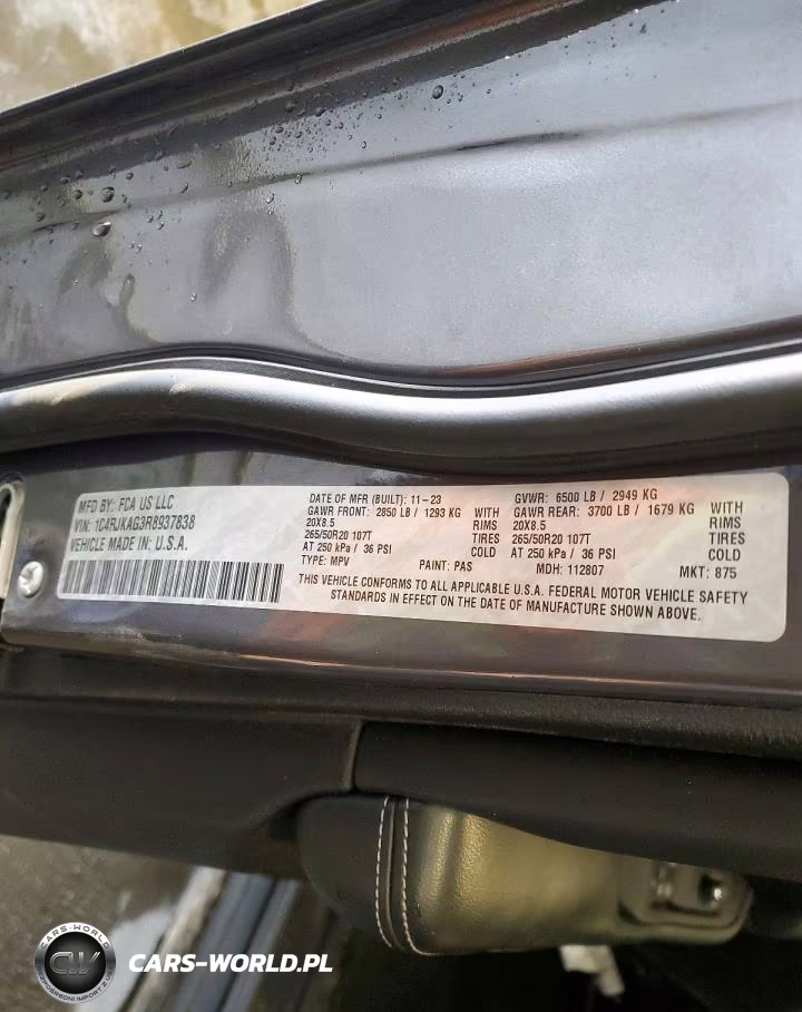 2024 Jeep Grand Cherokee L Laredo VIN:1C4RJKAG3R8937838 - 13