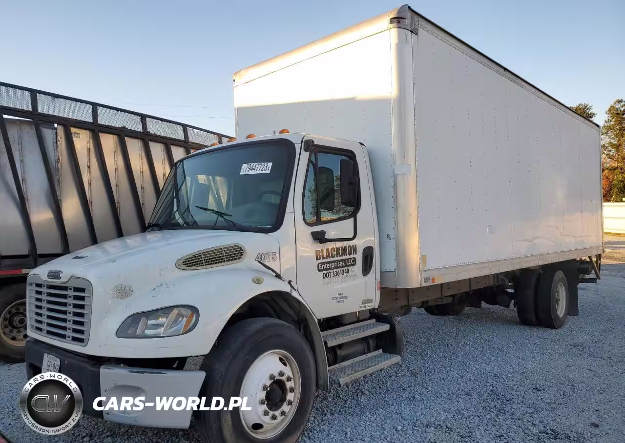 2011 FREIGHTLINER M2 106 MED  VIN:1FVACWDTXBDAX3348 - 2