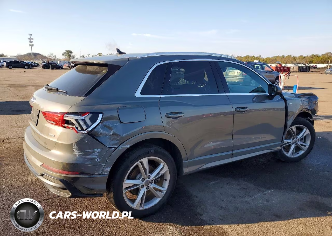 2020 Audi Q3 Premium S Line VIN:WA1DECF38L1095440 - 3