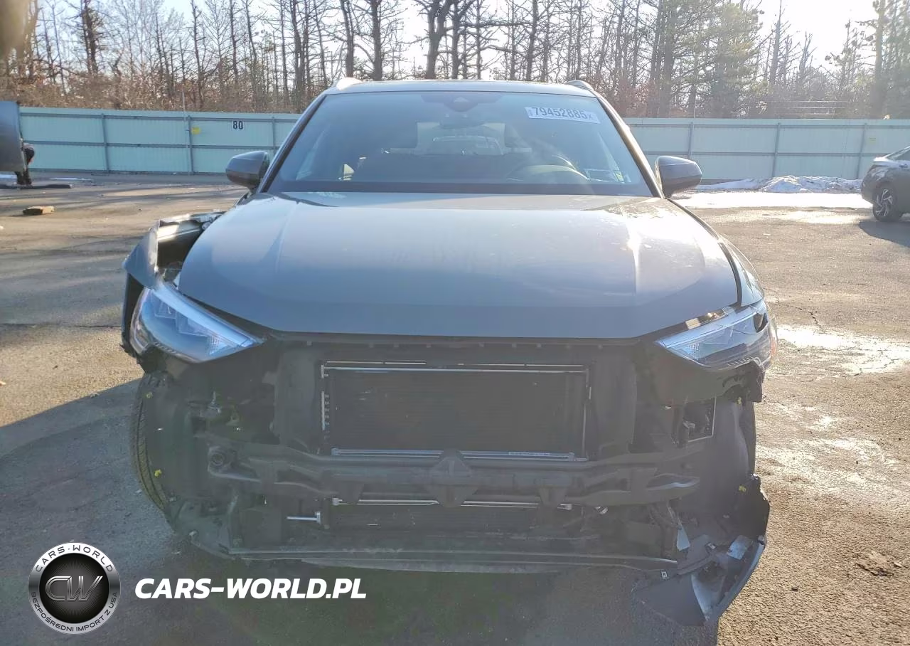 2020 Audi Q3 Premium S Line VIN:WA1DECF38L1095440 - 5