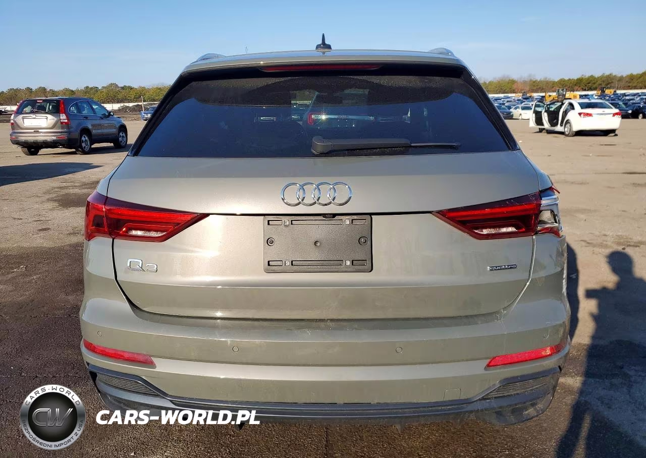 2020 Audi Q3 Premium S Line VIN:WA1DECF38L1095440 - 6