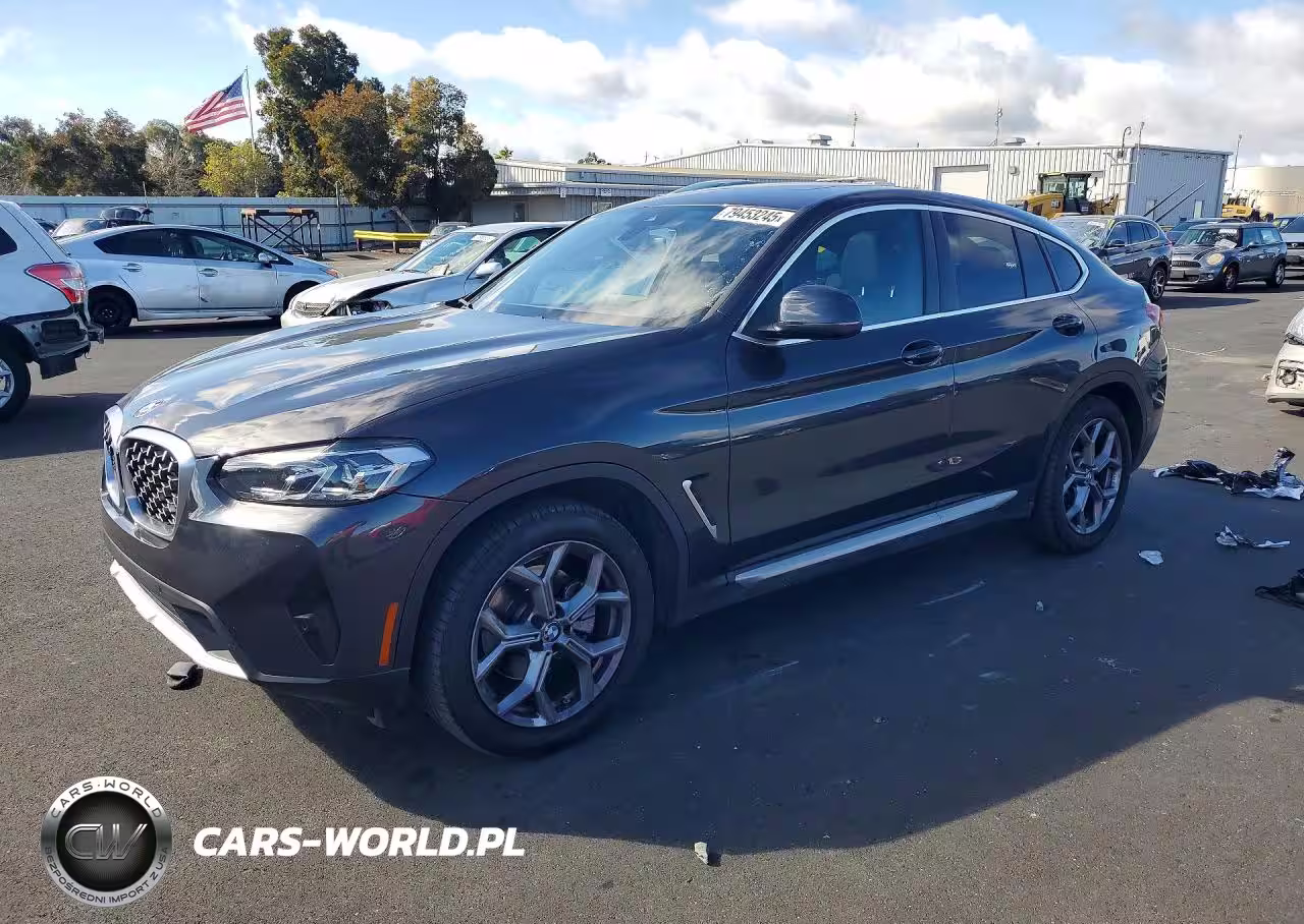 2024 BMW X4 xDrive30I