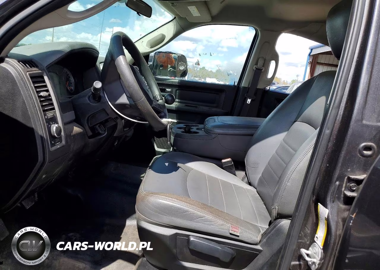 2018 Ram 3500 St VIN:3C63RRGL3JG383735 - 7