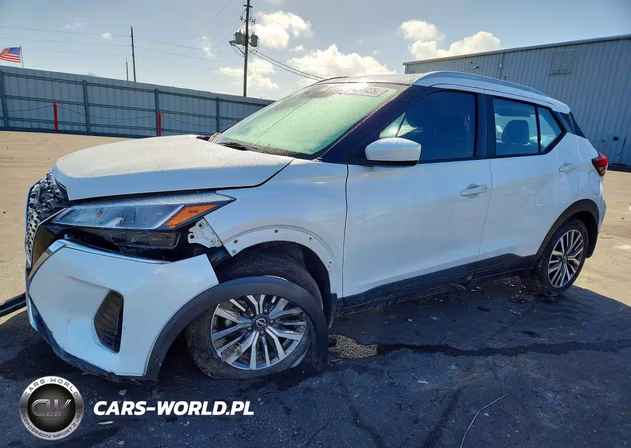 2022 Nissan Kicks Sv