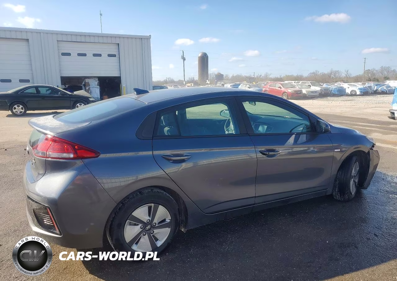 2018 Hyundai Ioniq Hybrid Blue VIN:KMHC65LC7JU075315 - 3