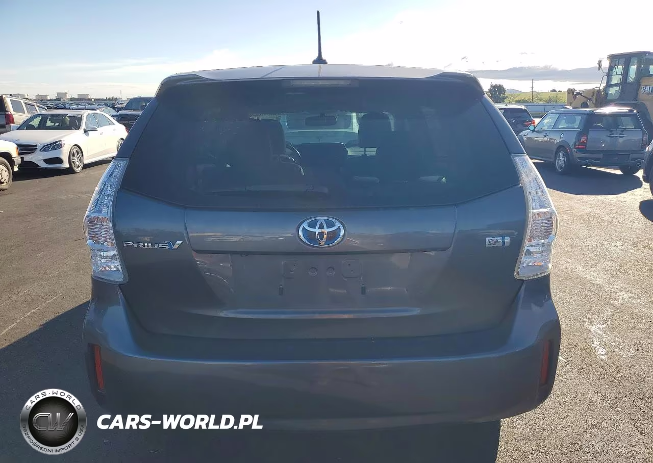2013 Toyota Prius V Five VIN:JTDZN3EU0D3203075 - 6