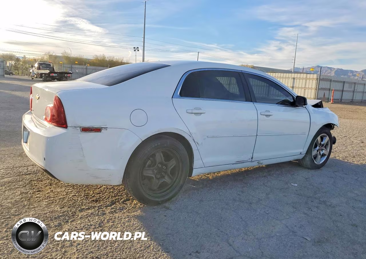 2009 Chevrolet Malibu Ls VIN:1G1ZG57B09F100982 - 3