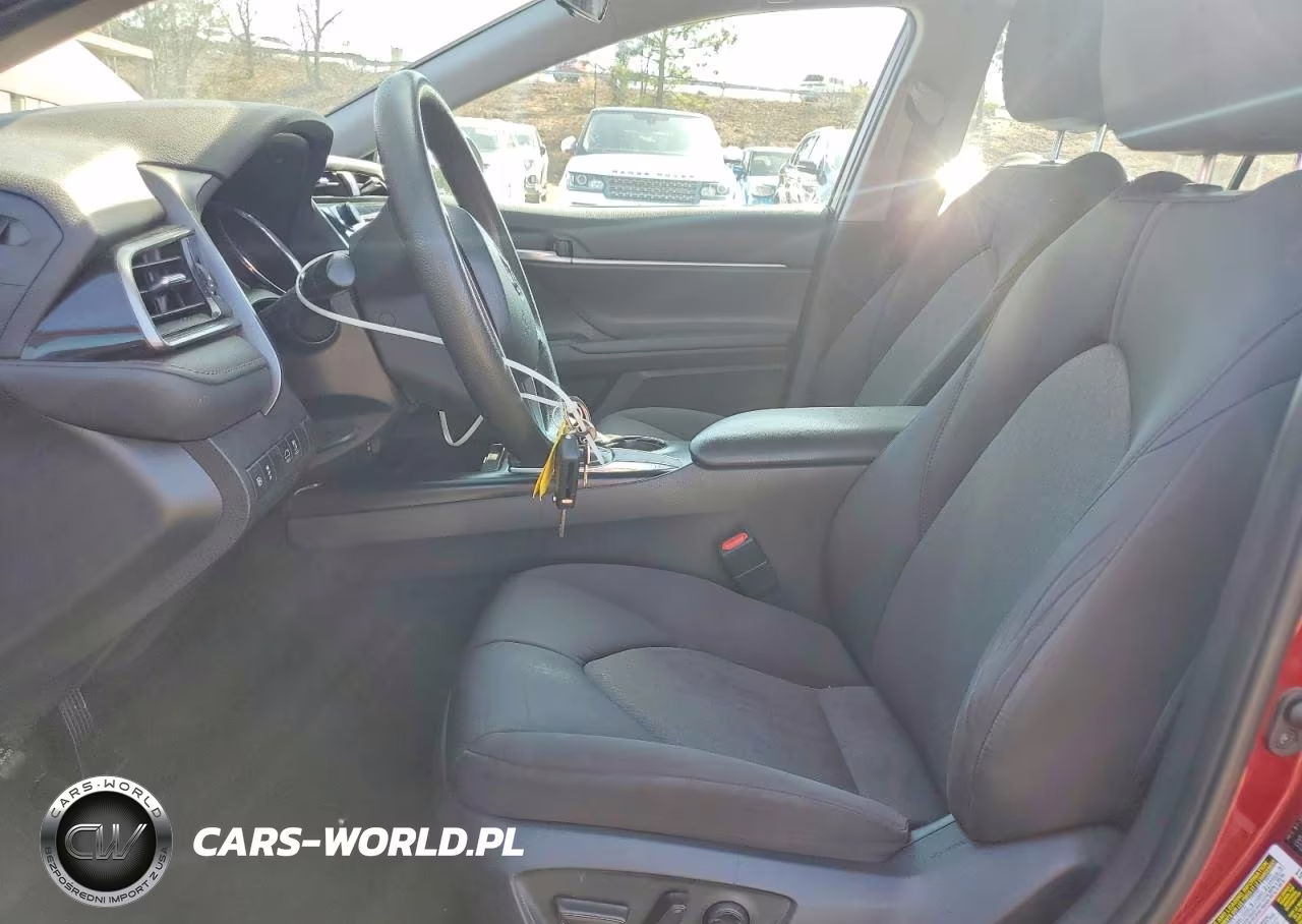 2019 Toyota Camry Le VIN:4T1B11HK9KU782551 - 7