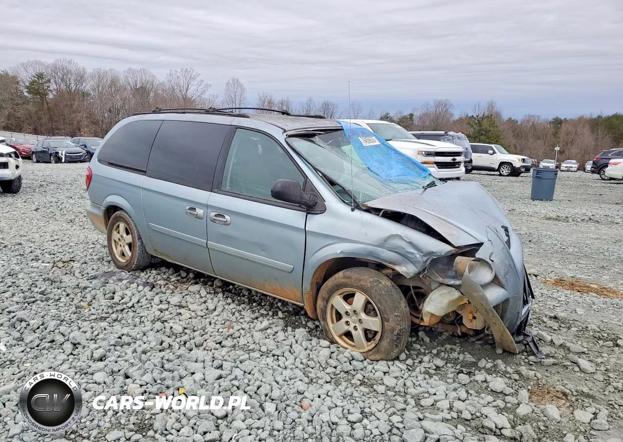 2005 Dodge Grand Caravan Sxt VIN:2D4GP44LX5R287904 - 4