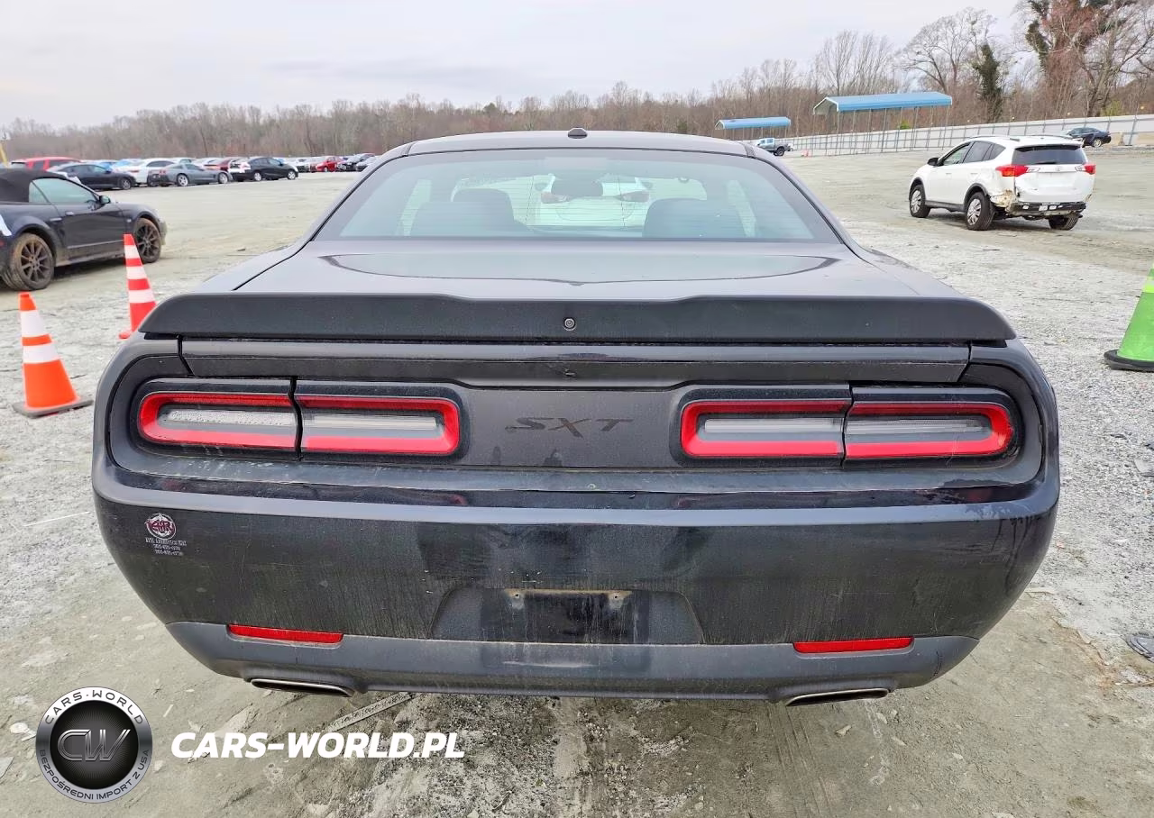 2016 Dodge Challenger Sxt VIN:2C3CDZAGXGH351882 - 6