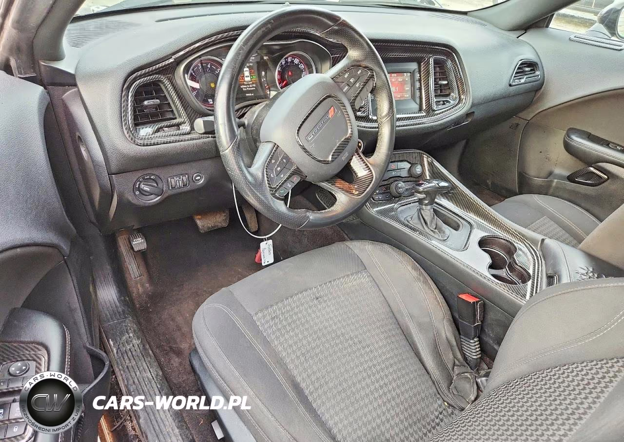 2016 Dodge Challenger Sxt VIN:2C3CDZAGXGH351882 - 8