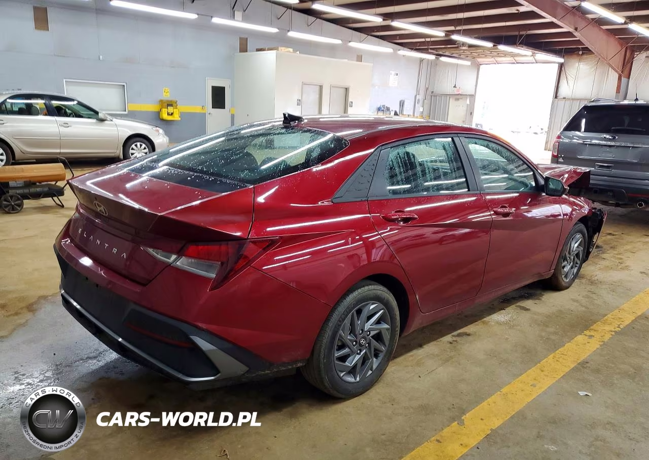 2024 Hyundai Elantra Sel VIN:KMHLM4DG1RU770466 - 3