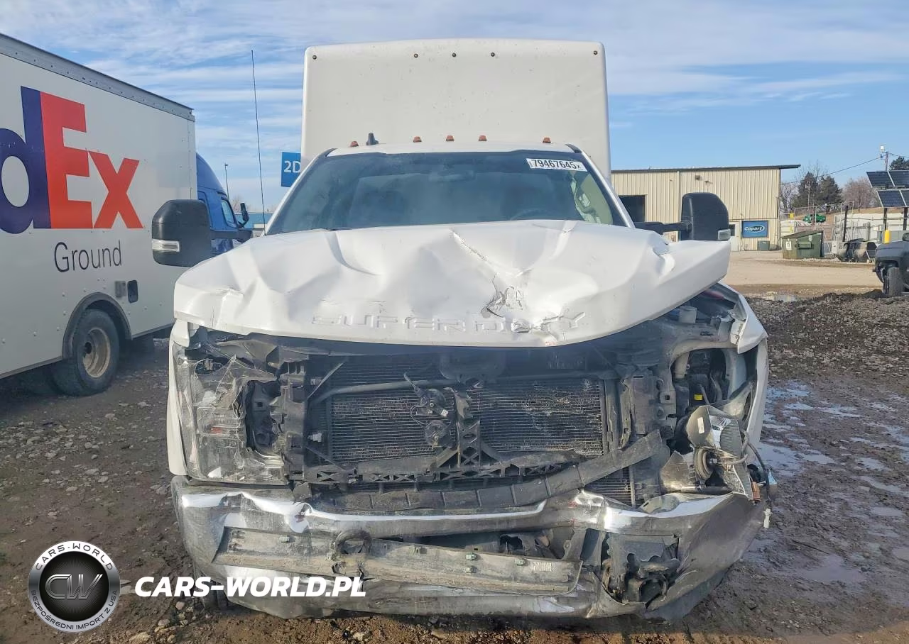2019 Ford F350 Super Duty Utility - Service Truck VIN:1FDRF3GT9KEC23498 - 5