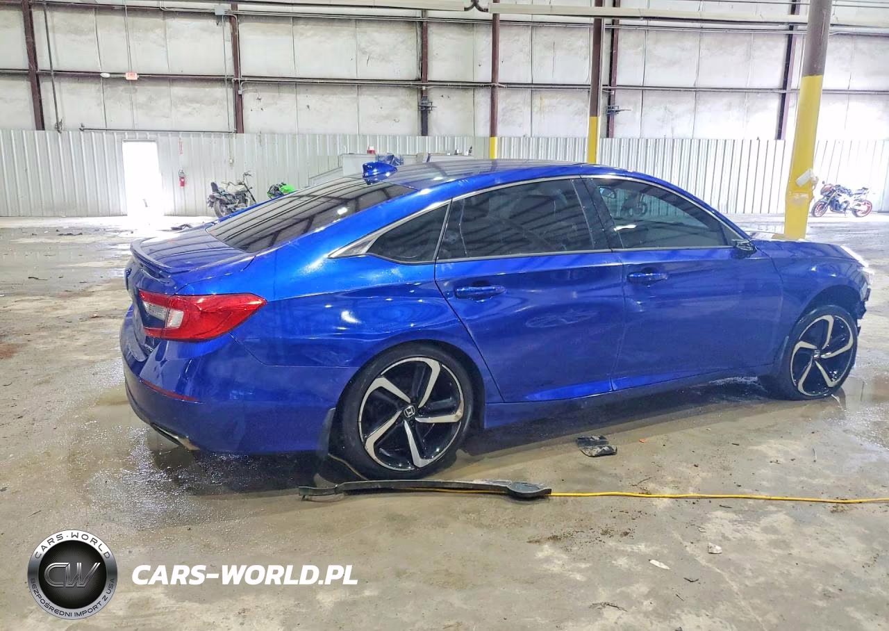 2018 Honda Accord Sport VIN:1HGCV1F34JA140734 - 3