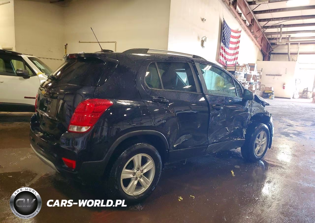 2021 Chevrolet Trax 1Lt VIN:KL7CJLSBXMB323814 - 3