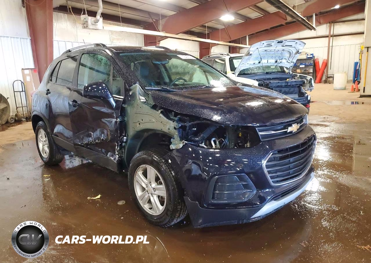 2021 Chevrolet Trax 1Lt VIN:KL7CJLSBXMB323814 - 4