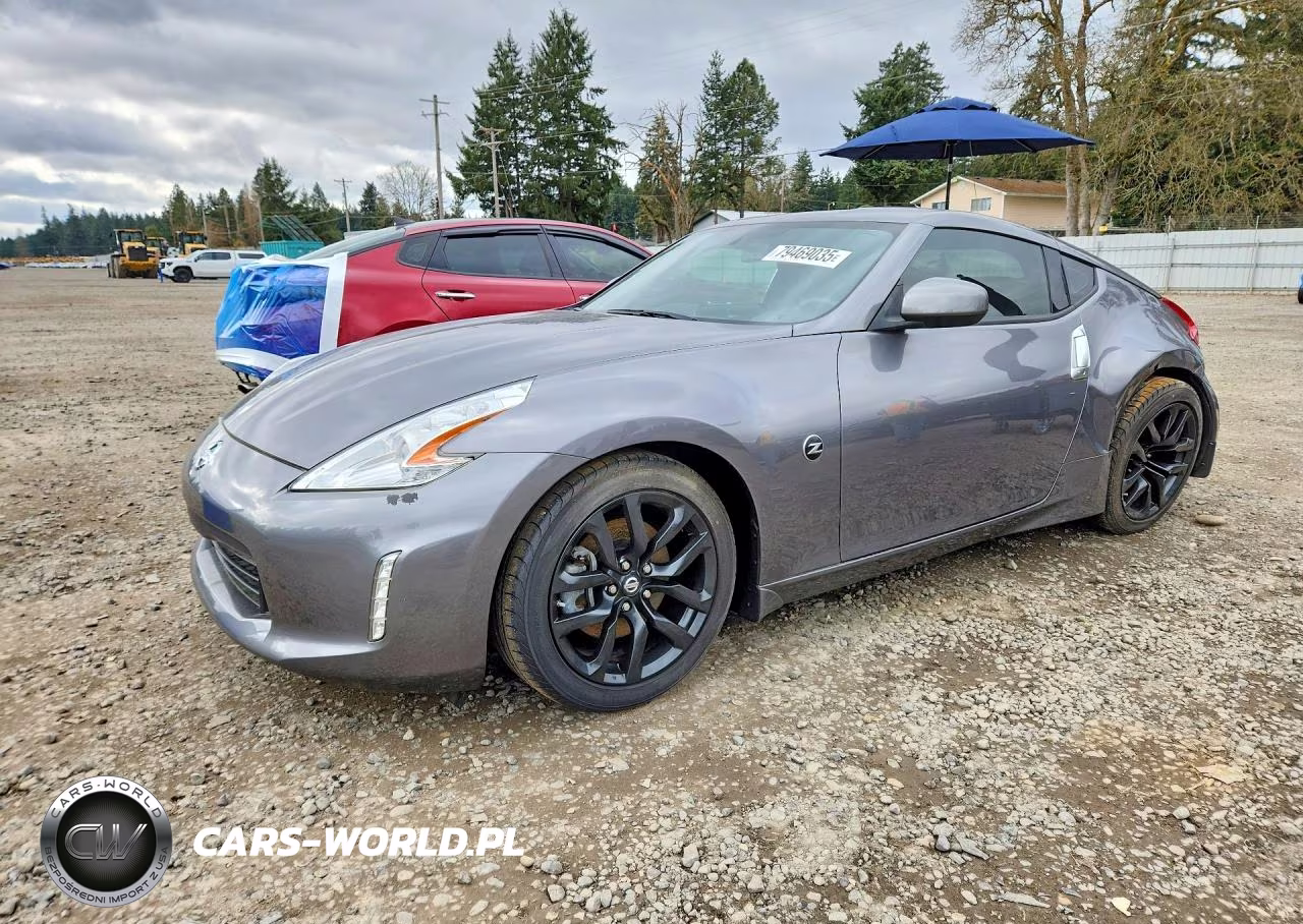 2016 Nissan 370Z Base