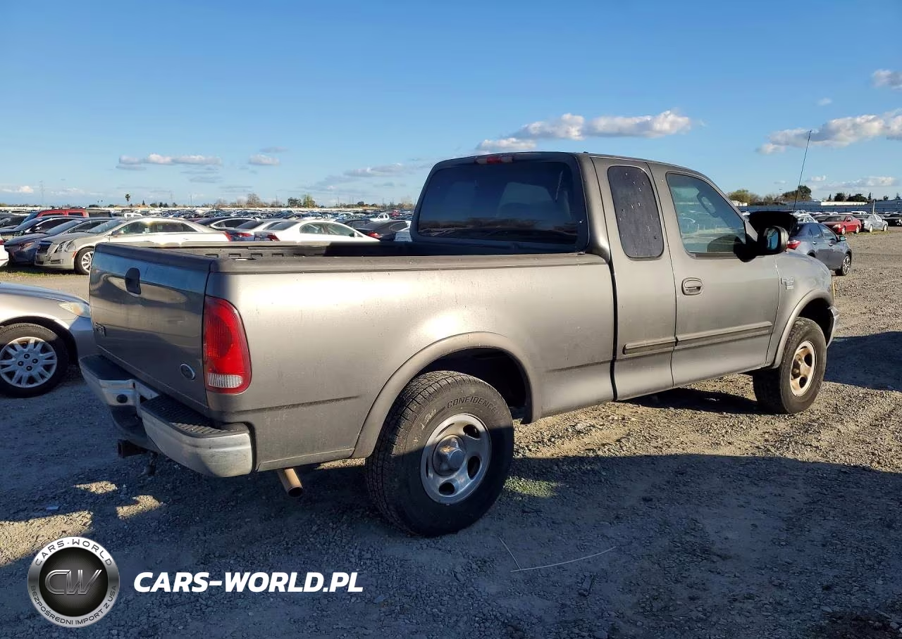 2003 Ford F150 VIN:1FTRX18W83NA65641 - 3