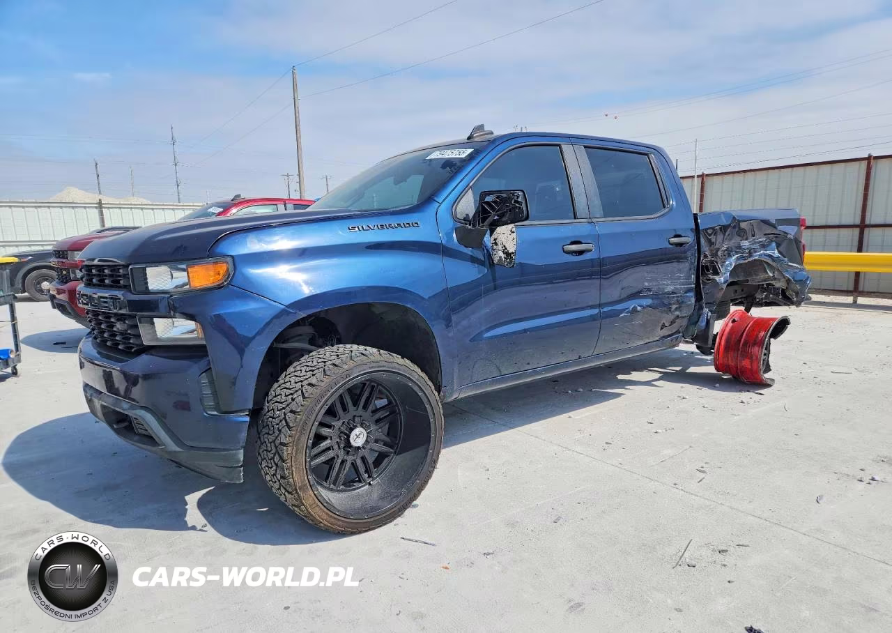 2020 Chevrolet Silverado C1500 Custom